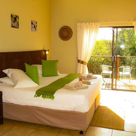 Umkhumbi Lodge Hluhluwe Εξωτερικό φωτογραφία