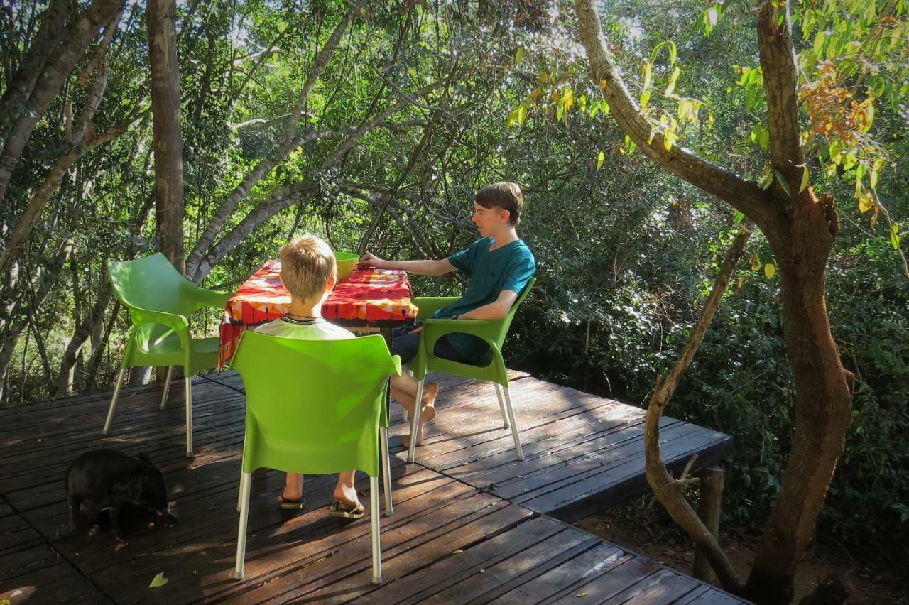Umkhumbi Lodge Hluhluwe Εξωτερικό φωτογραφία