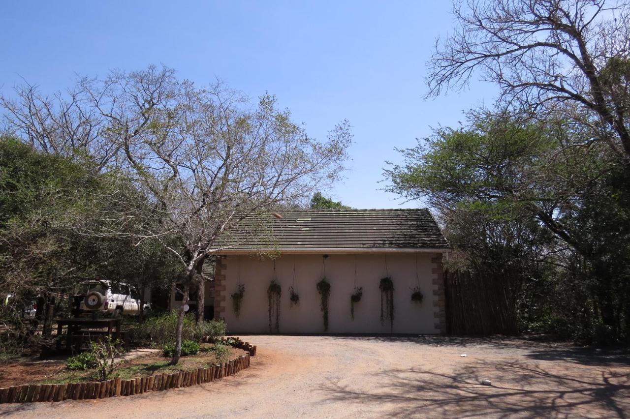 Umkhumbi Lodge Hluhluwe Εξωτερικό φωτογραφία